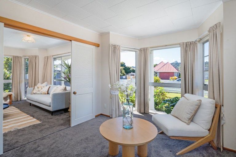 Photo of property in 9 Hamilton Crescent, Whitianga, 3510