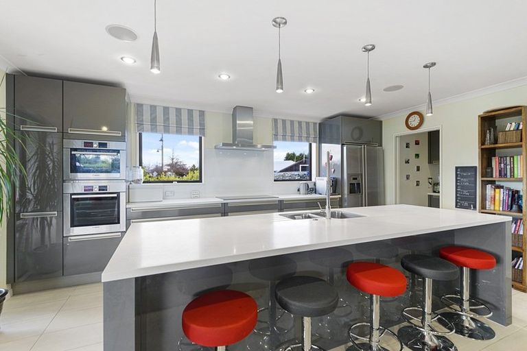 Photo of property in 2 Stables Drive, Lincoln, 7608