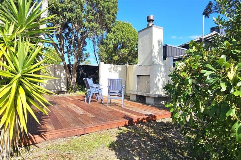 Photo of property in 143 The Fairway, Matarangi, Whitianga, 3592