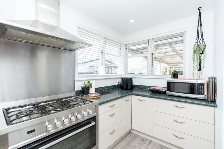 Photo of property in 83 Bryant Road, St Andrews, Hamilton, 3200