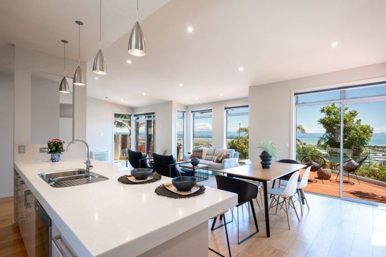 Photo of property in 8 Pinnacle Place, Wakatu, Nelson, 7011