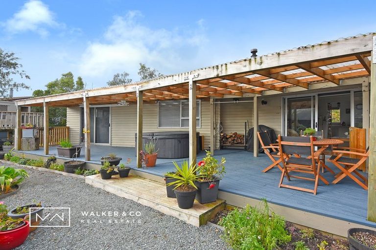 Photo of property in 7 Radiata Grove, Brown Owl, Upper Hutt, 5018