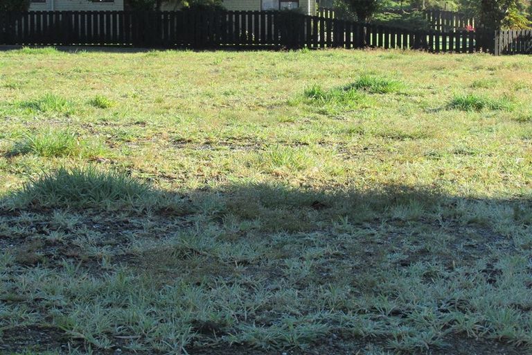 Photo of property in 1 Tramway Street, Ross, 7812