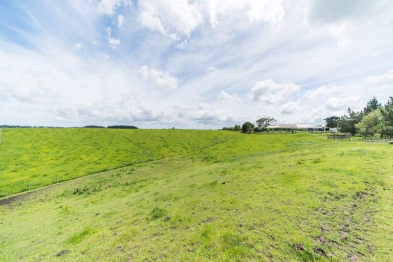 Photo of property in 187 Cemetery Road, Sanson, Palmerston North, 4479