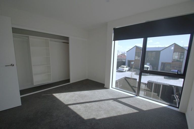 Photo of property in 1/27 New Brighton Road, Shirley, Christchurch, 8061