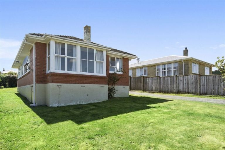 Photo of property in 58 Kokiri Crescent, Waitangirua, Porirua, 5024
