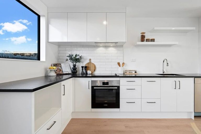 Photo of property in 5/3 Derrett Place, Mangere Bridge, Auckland, 2022