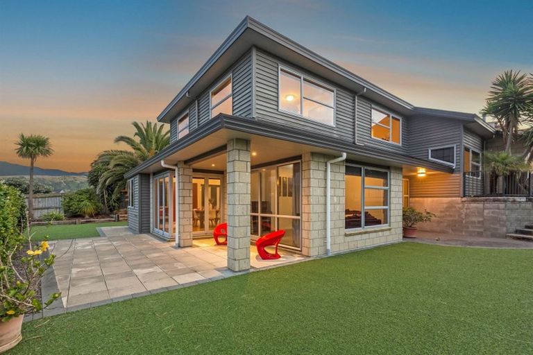 Photo of property in 138 Renown Road, Raumati South, Paraparaumu, 5032