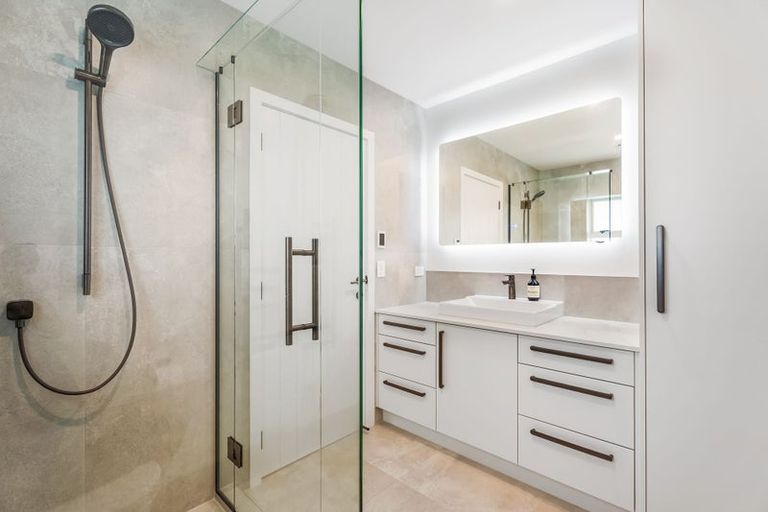 Photo of property in 163 Ocean Beach Road, Tairua, 3508