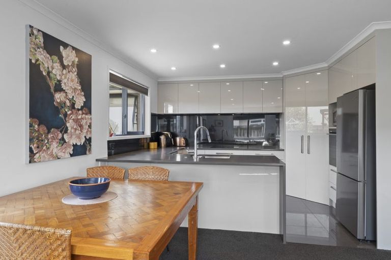 Photo of property in 206a Ngamotu Road, Spotswood, New Plymouth, 4310