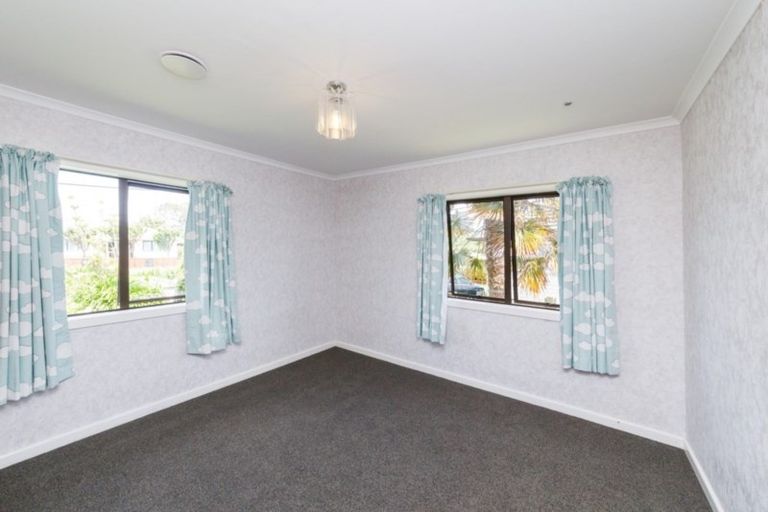 Photo of property in 40 Johnson Street, Bulls, 4818