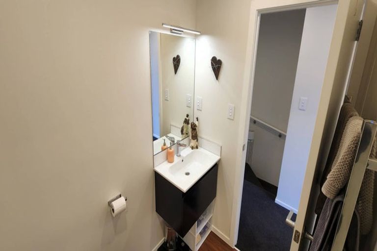 Photo of property in 11 Josland Lane, Wallaceville, Upper Hutt, 5018