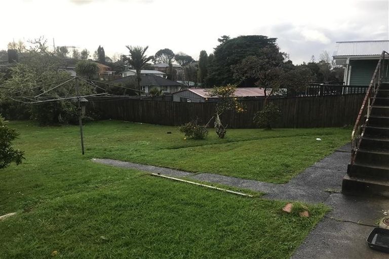 Photo of property in 40 Tahi Terrace, Glen Eden, Auckland, 0602