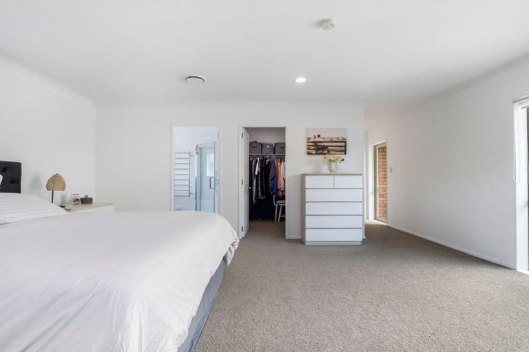 Photo of property in 6 Madeira Close, Papamoa Beach, Papamoa, 3118