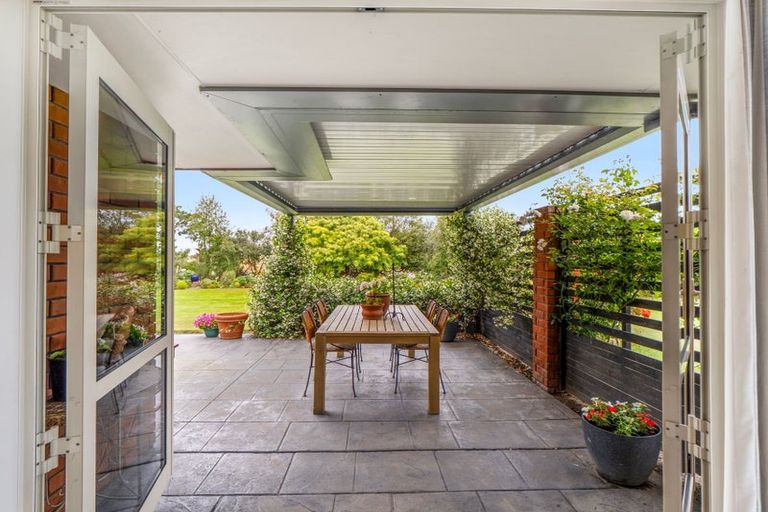 Photo of property in 20 Teviotview Place, Amberley, 7410