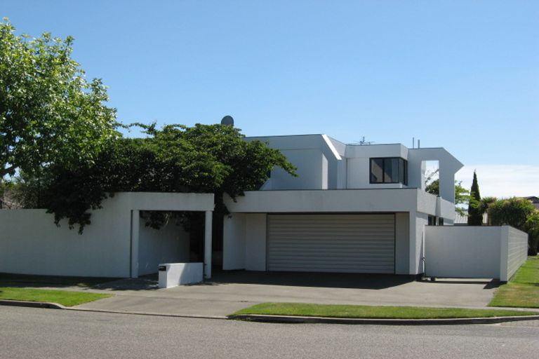 Photo of property in 185 Hawthornden Road, Avonhead, Christchurch, 8042