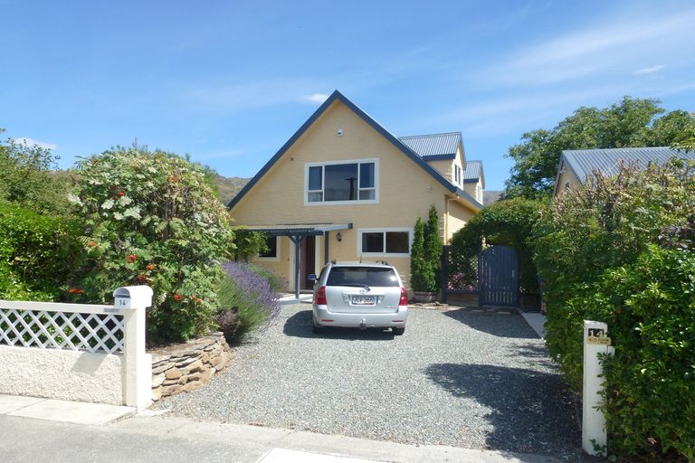 Photo of property in 14 Whitby Street, Clyde, 9330