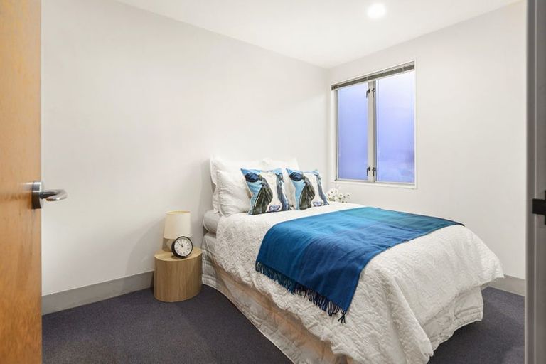 Photo of property in 2/112 Mairangi Road, Wilton, Wellington, 6012