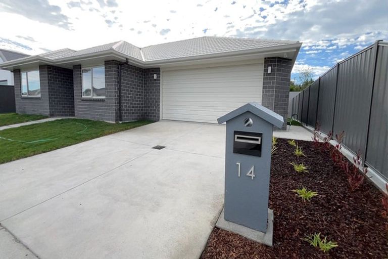 Photo of property in 14 George Yee Place, Taradale, Napier, 4112