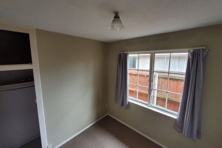 Photo of property in 1/26 Solway Avenue, Ilam, Christchurch, 8041