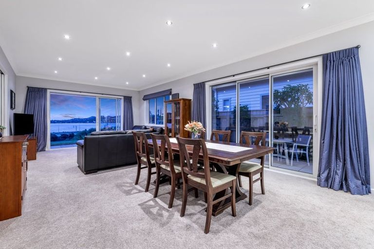 Photo of property in 10 John Burke Drive, Aotea, Porirua, 5024