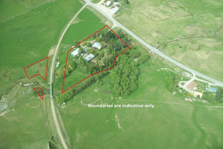 Photo of property in 7189 Wedderburn-becks Road, Wedderburn, Ranfurly, 9395