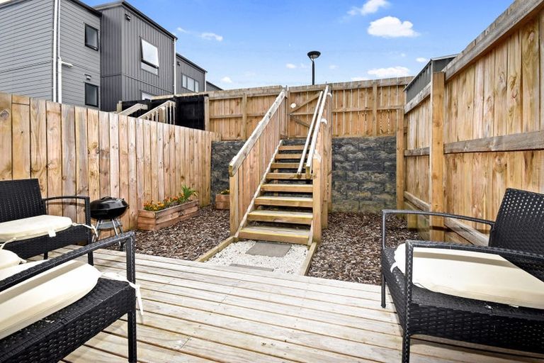 Photo of property in 10 Finstock Way, Rolleston, 7614