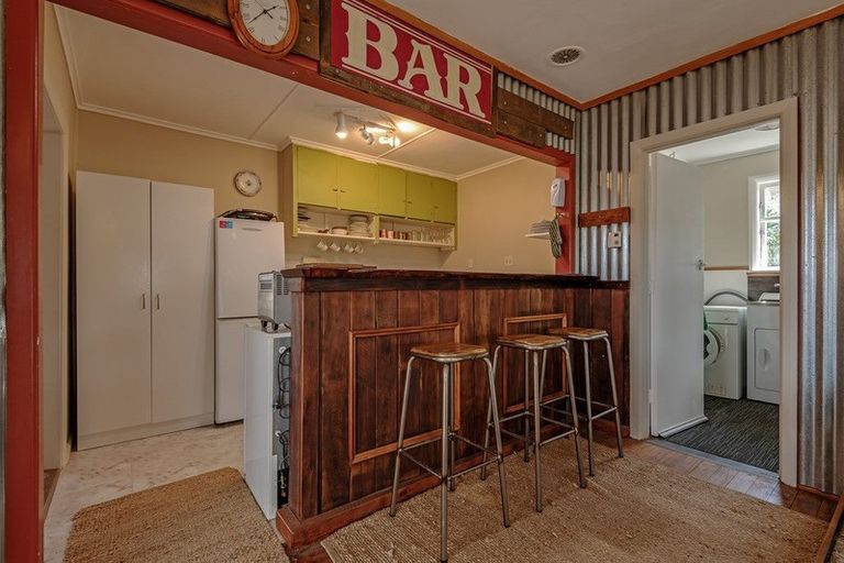 Photo of property in 17 Andrews Street, Foxton Beach, Foxton, 4815