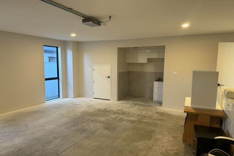 Photo of property in 1 Sager Midgley Road, Hobsonville, Auckland, 0616