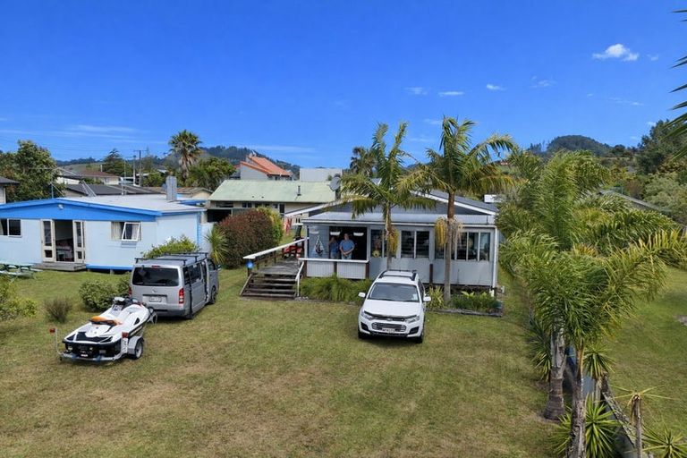 Photo of property in 6 Rees Avenue, Cooks Beach, Whitianga, 3591