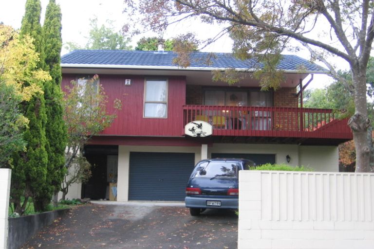 Photo of property in 35 Honeysuckle Lane, Mairangi Bay, Auckland, 0630
