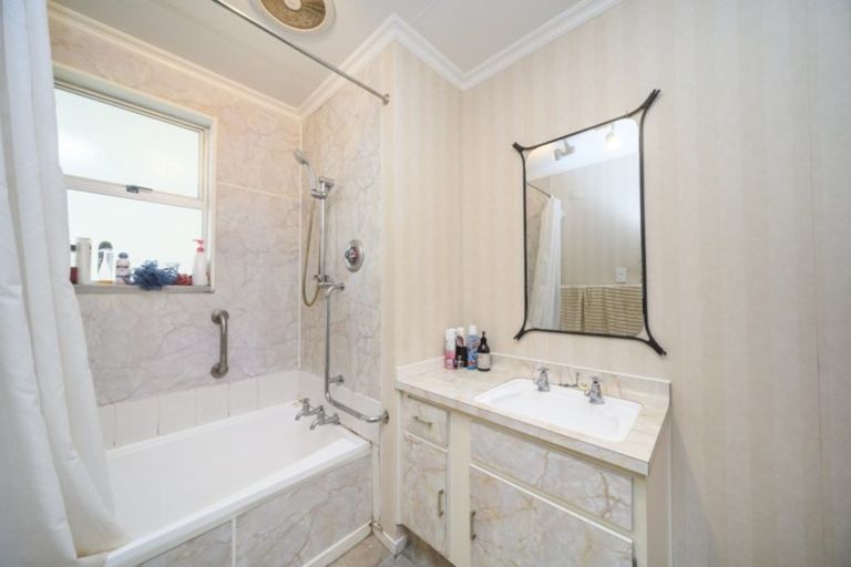 Photo of property in 625a Church Street, Terrace End, Palmerston North, 4410