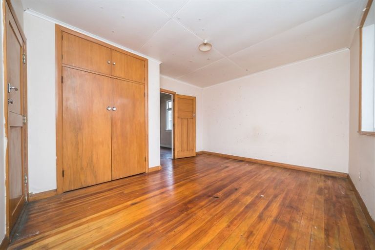 Photo of property in 9 Stewart Crescent, Hokowhitu, Palmerston North, 4410
