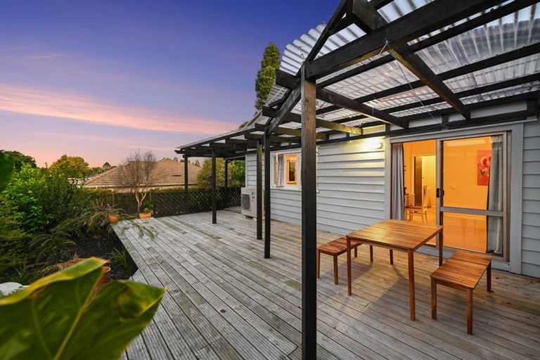 Photo of property in 15 Sillary Street, Hamilton East, Hamilton, 3216