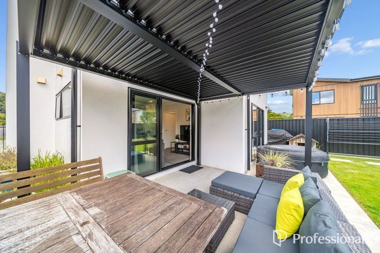 Photo of property in 4 Aston Crescent, Wallaceville, Upper Hutt, 5018