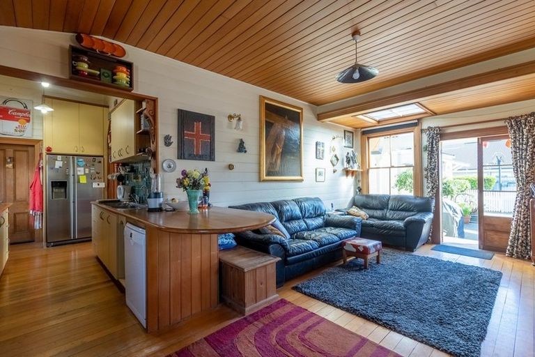 Photo of property in California House, 29 Collingwood Street, The Wood, Nelson, 7010