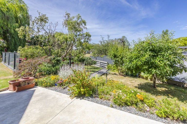Photo of property in 41 Domain Road, Waipawa, 4210