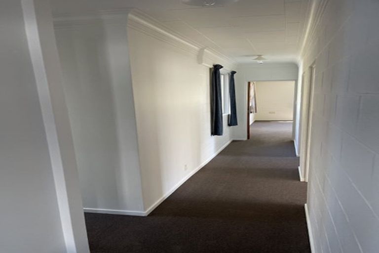 Photo of property in 3 Marama Place, One Tree Point, 0118