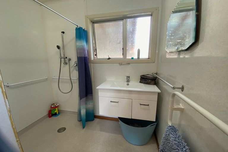 Photo of property in 1/24 Hori Street, Vogeltown, New Plymouth, 4310