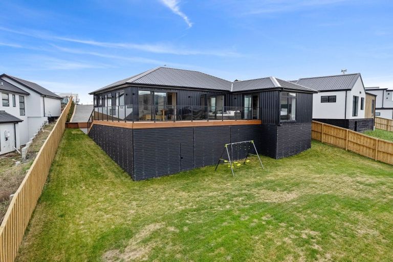 Photo of property in 206 Penruddock Rise, Westmorland, Christchurch, 8025
