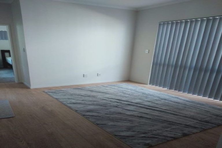 Photo of property in 104 Mcquoids Road, Flat Bush, Auckland, 2019