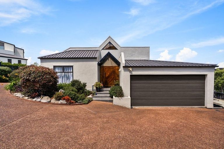 Photo of property in 19 Constable Lane, West Harbour, Auckland, 0618