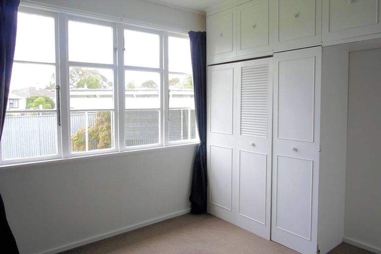 Photo of property in 34 Clyde Crescent, Roslyn, Palmerston North, 4414