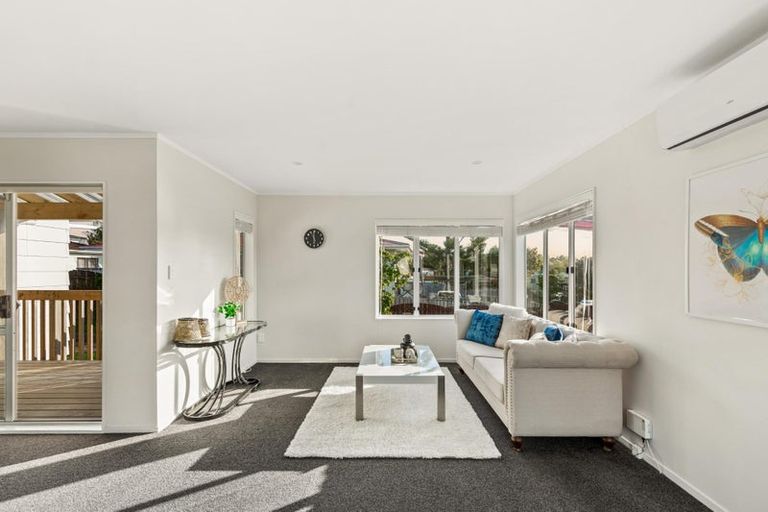 Photo of property in 26 Hinerau Street, Henderson, Auckland, 0612