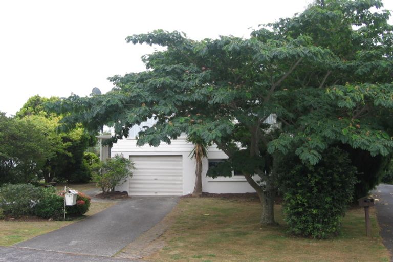 Photo of property in 6 Marywil Crescent, Hillcrest, Auckland, 0627