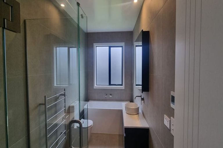 Photo of property in 110 Monument Road, Clevedon, 2582