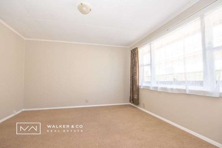 Photo of property in 18 Maclean Street, Wallaceville, Upper Hutt, 5018