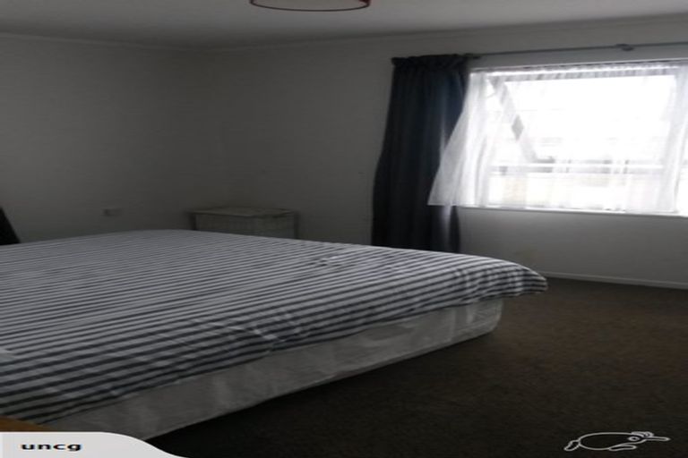 Photo of property in 2/103 Rongotai Road, Kilbirnie, Wellington, 6022