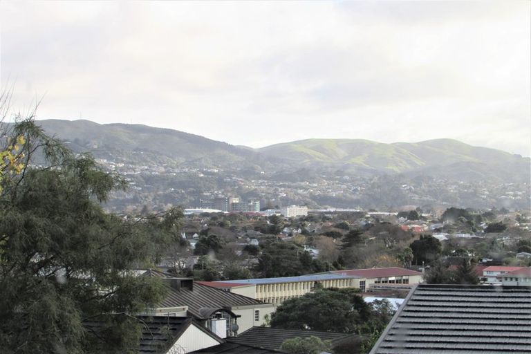 Photo of property in 16 Mission Street, Waterloo, Lower Hutt, 5011
