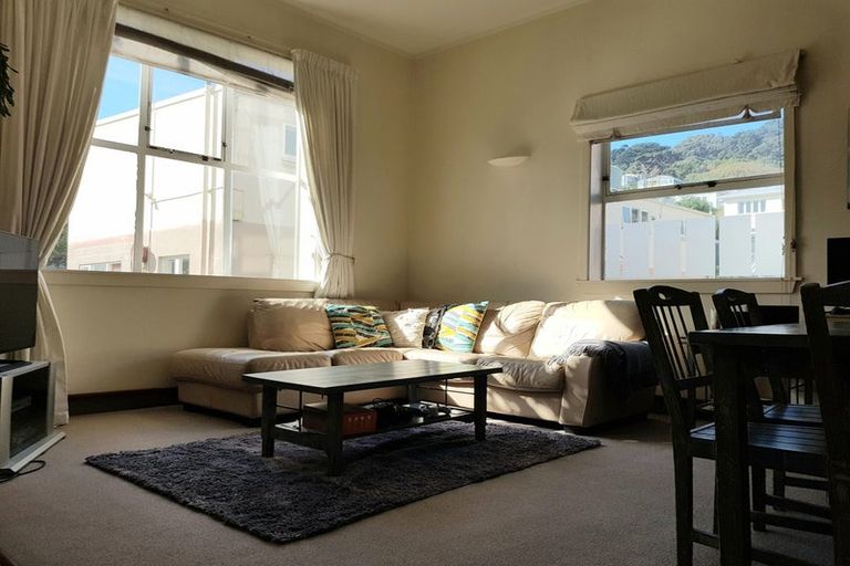 Photo of property in 5/37 Majoribanks Street, Mount Victoria, Wellington, 6011